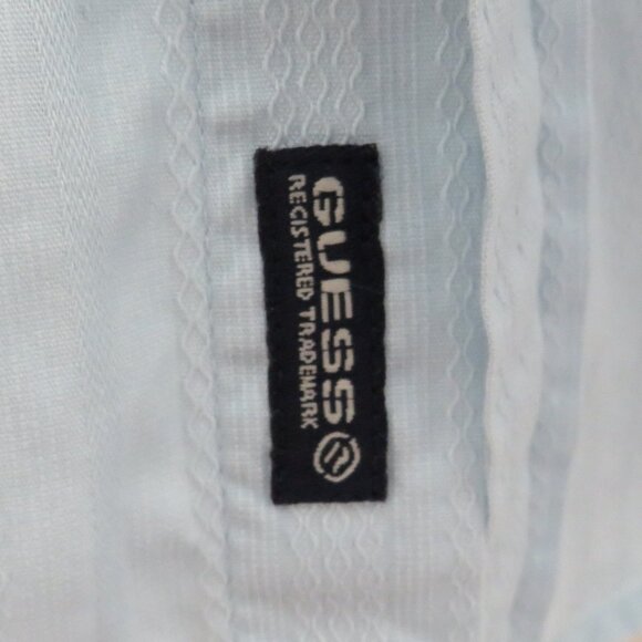 Guess* Men's Long Sleeve Snap Down Curved Hem Pocket Vintage Dress Shirt~ Medium - Picture 4 of 13